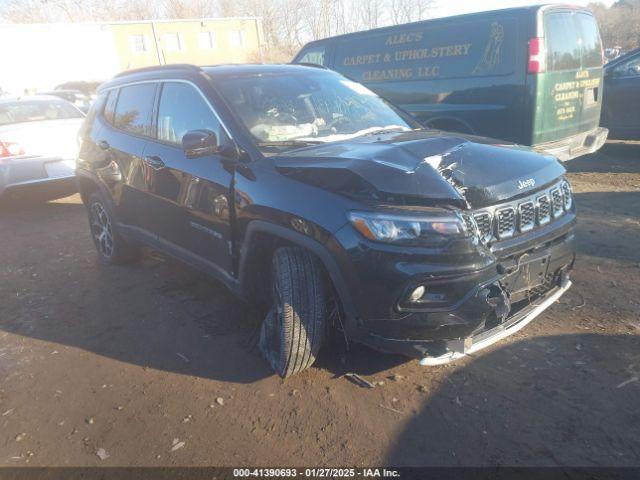  Salvage Jeep Compass