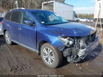  Salvage Nissan Pathfinder
