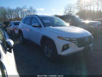  Salvage Hyundai TUCSON