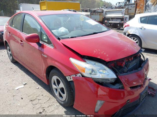  Salvage Toyota Prius
