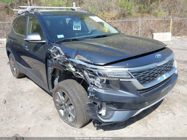  Salvage Kia Seltos