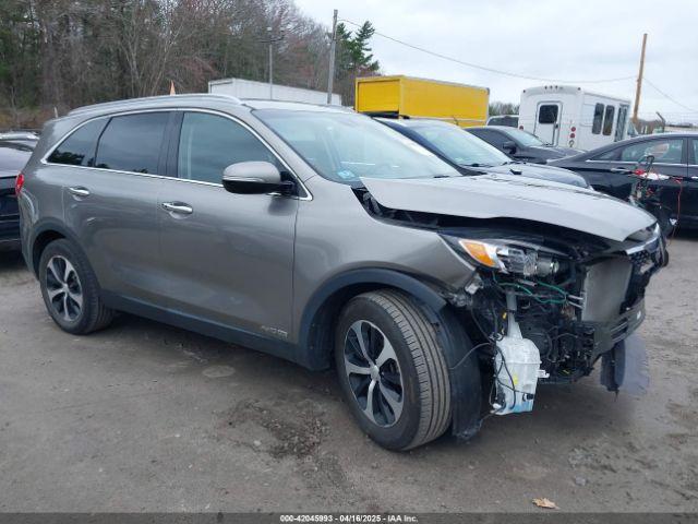  Salvage Kia Sorento