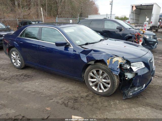 Salvage Chrysler 300