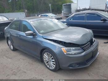  Salvage Volkswagen Jetta