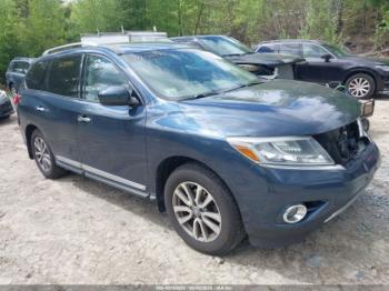  Salvage Nissan Pathfinder