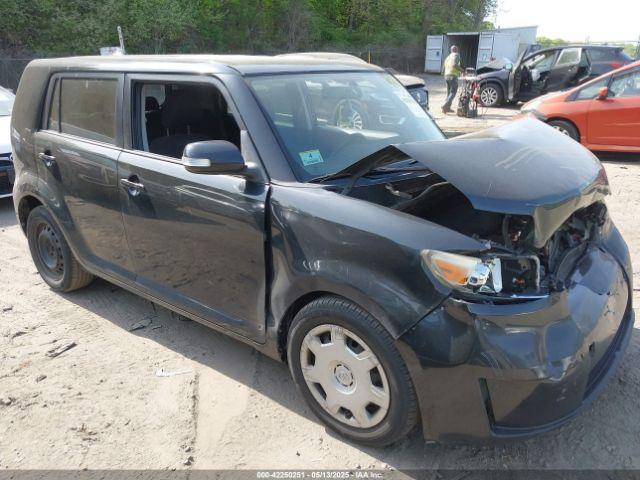  Salvage Scion xB