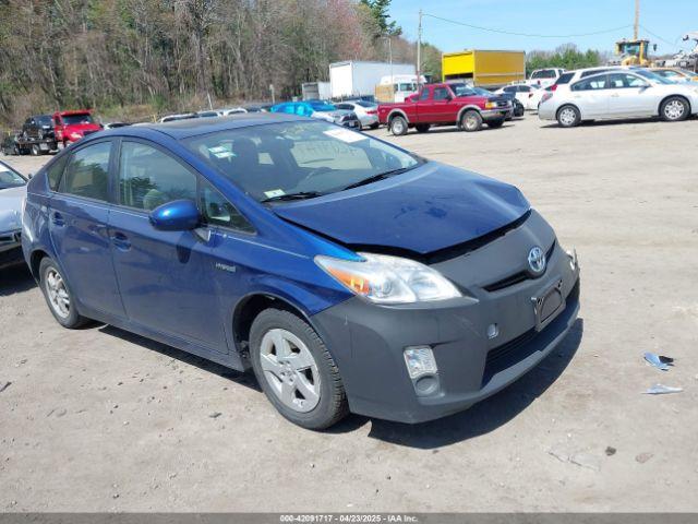  Salvage Toyota Prius