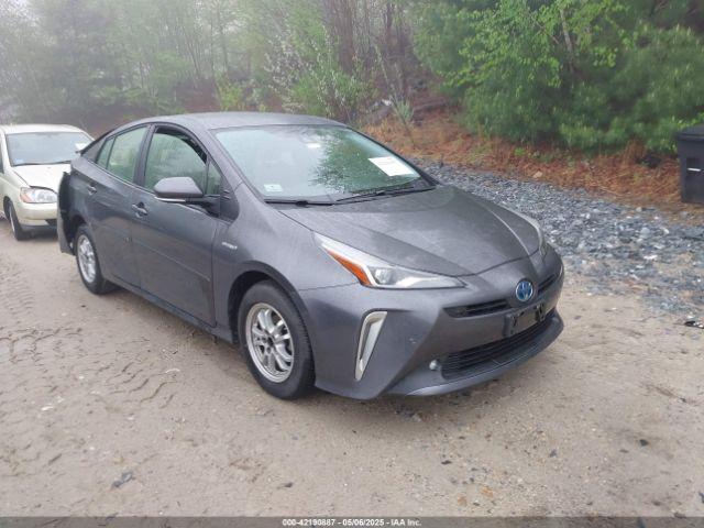  Salvage Toyota Prius