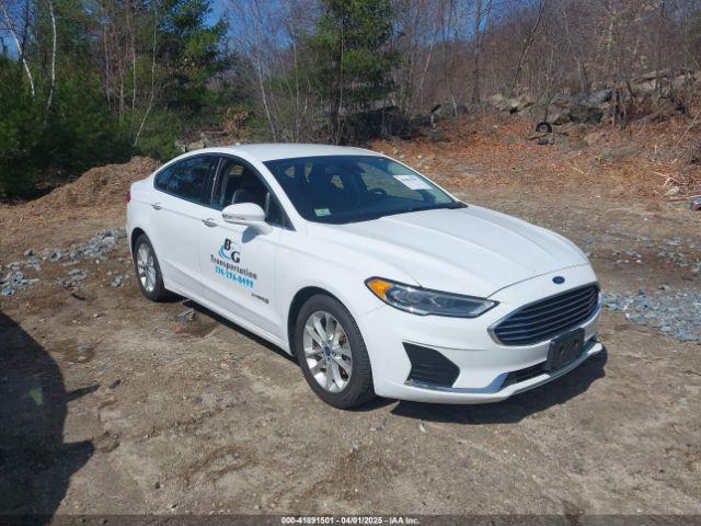  Salvage Ford Fusion