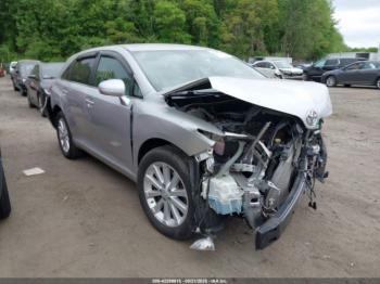  Salvage Toyota Venza