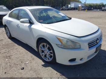  Salvage Nissan Maxima