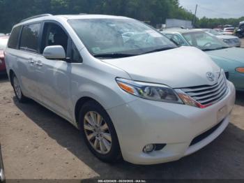  Salvage Toyota Sienna