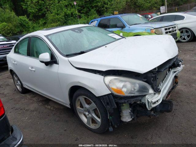  Salvage Volvo S60
