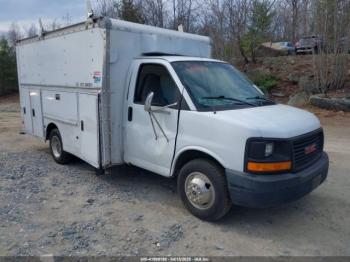  Salvage General Motors Savana Cutaway