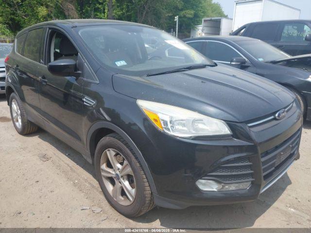  Salvage Ford Escape