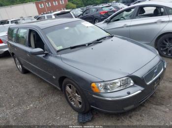  Salvage Volvo V70