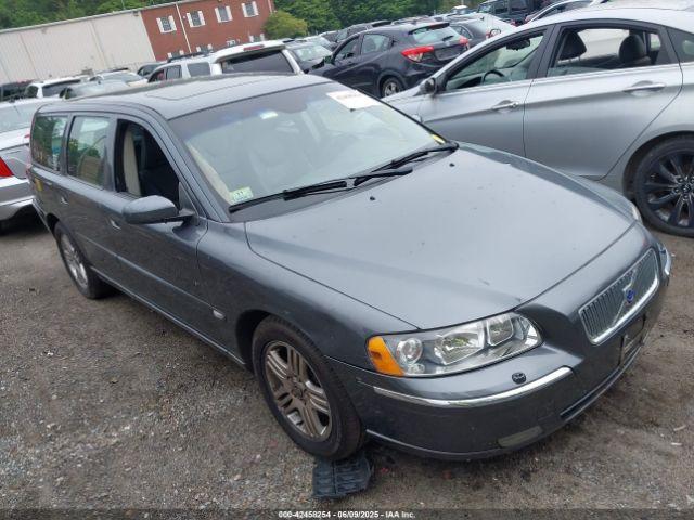  Salvage Volvo V70