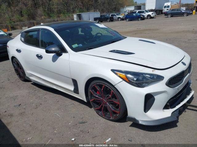  Salvage Kia Stinger