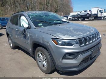  Salvage Jeep Compass