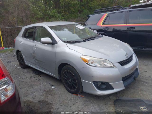  Salvage Toyota Matrix