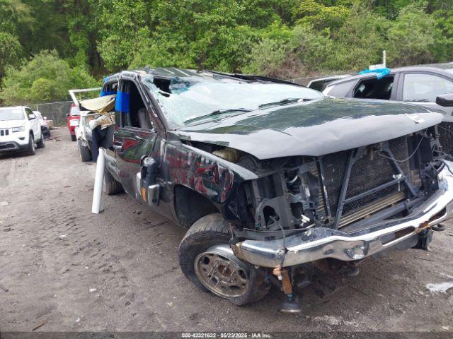  Salvage GMC Sierra 2500