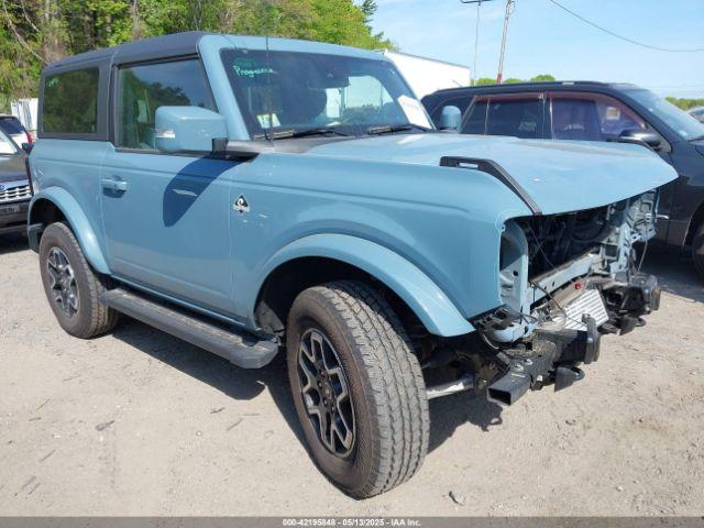  Salvage Ford Bronco