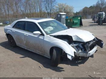  Salvage Chrysler 300