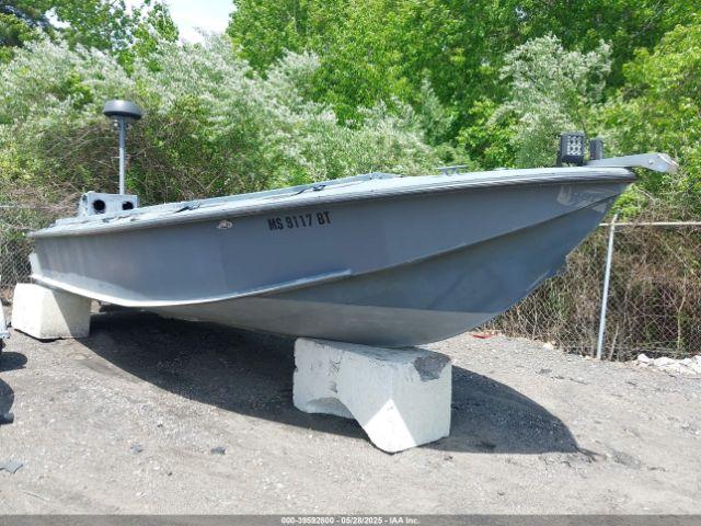  Salvage Duckworth Boat
