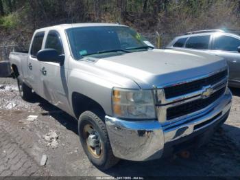  Salvage Chevrolet Silverado 2500