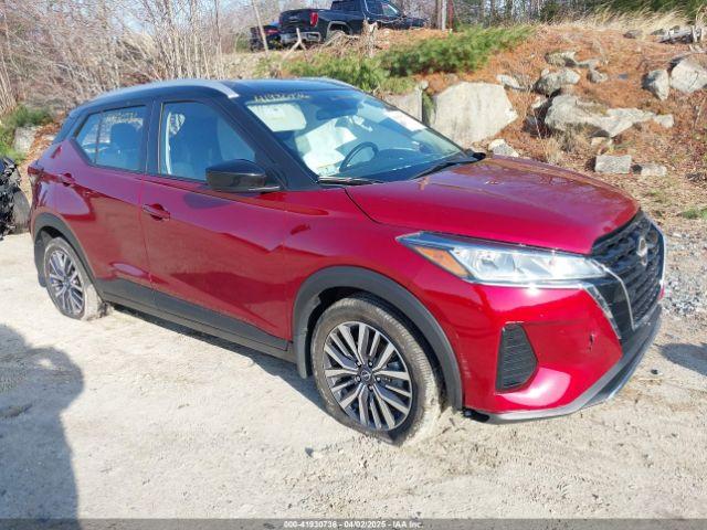  Salvage Nissan Kicks