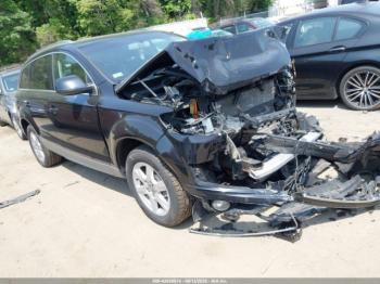  Salvage Audi Q7