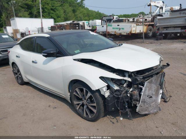  Salvage Nissan Maxima