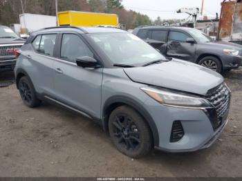  Salvage Nissan Kicks