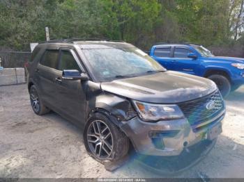  Salvage Ford Explorer