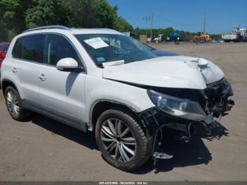  Salvage Volkswagen Tiguan