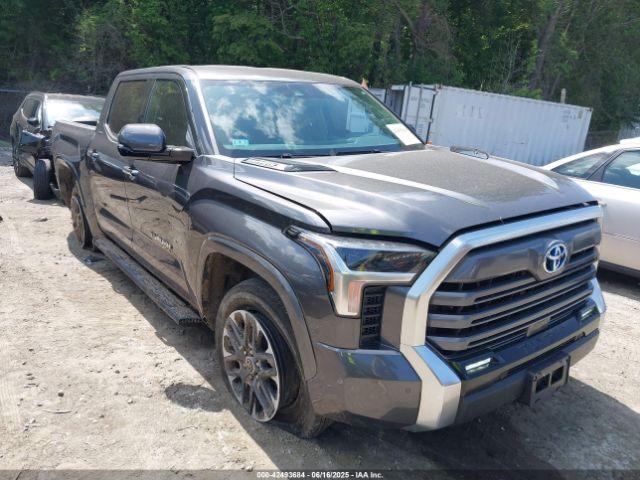  Salvage Toyota Tundra