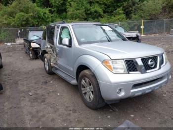  Salvage Nissan Pathfinder
