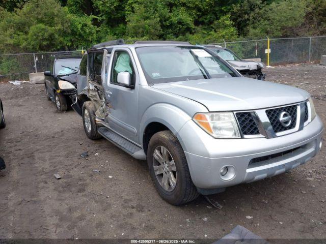  Salvage Nissan Pathfinder
