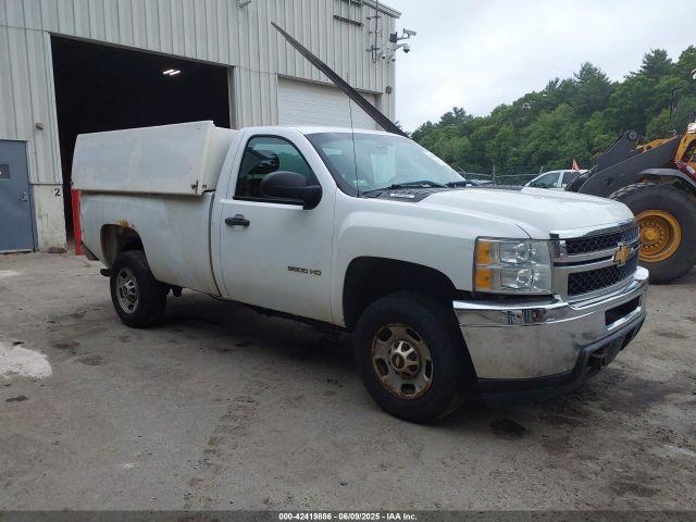 Salvage Chevrolet Silverado 2500