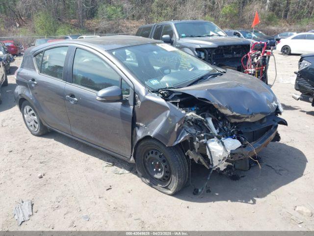  Salvage Toyota Prius c