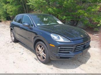  Salvage Porsche Cayenne