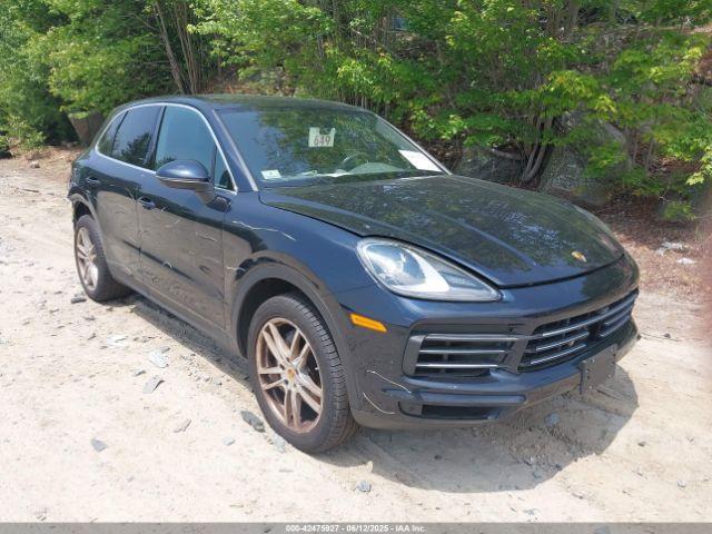  Salvage Porsche Cayenne