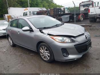  Salvage Mazda Mazda3