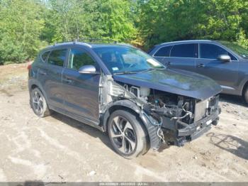  Salvage Hyundai TUCSON