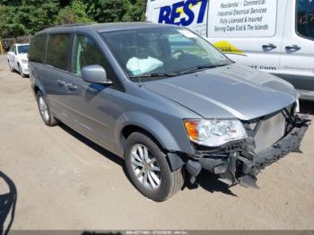  Salvage Dodge Grand Caravan