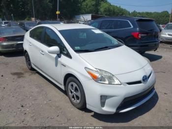  Salvage Toyota Prius