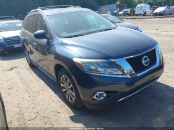  Salvage Nissan Pathfinder