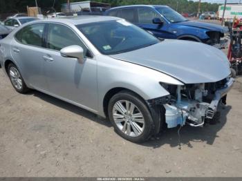  Salvage Lexus Es
