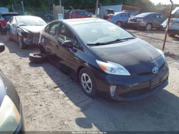  Salvage Toyota Prius