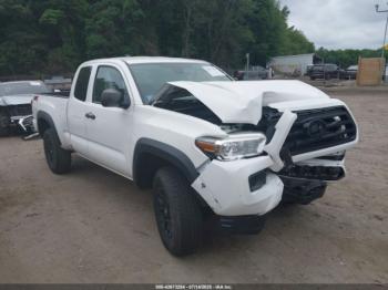 Salvage Toyota Tacoma